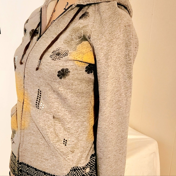 XYORXY - Picture 2 of 4